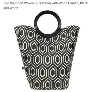 Geo Diamond Woven Bucket Bag Wood Handle
